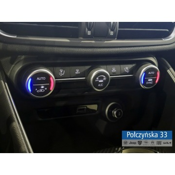 Alfa Romeo Giulia  Sedan/Limuzyna 2025,  2.9 benzyna, automat - Na sprzedaż za 425 590 zł - Warszawa - zdjęcie 12