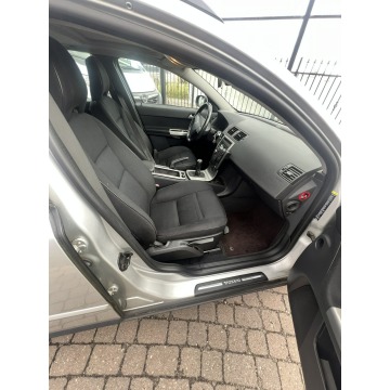 Volvo V50  Kombi 2008,  2.0 diesel - Na sprzedaż za 16 900 zł - Słupsk - zdjęcie 4
