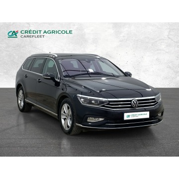 Volkswagen Passat  Kombi 2023,  2.0 benzyna, automat - Na sprzedaż za 102 900 zł - Warszawa - zdjęcie 3