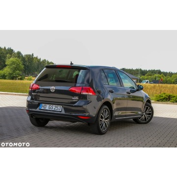 Volkswagen Golf  Hatchback 2016,  1.6 diesel - Na sprzedaż za 37 900 zł - Ostrów Mazowiecka - zdjęcie 8