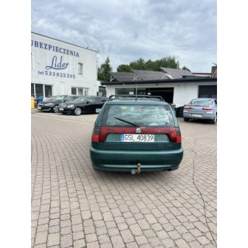 Seat Cordoba  Kombi 1999,  1.6 benzyna+LPG - Na sprzedaż za 2 500,00 zł - Słupsk - zdjęcie 3
