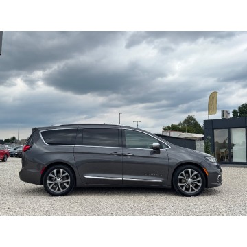 Chrysler Pacifica  Minivan/Van 2022,  3.6 hybryda, automat - Na sprzedaż za 164 900 zł - Michałowice-Wieś - zdjęcie 3