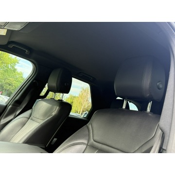 Land Rover Discovery  SUV 2019,  2.0 benzyna, automat - Na sprzedaż za 159 800 zł - Pęcice - zdjęcie 12