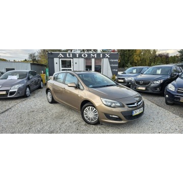 Opel Astra  Hatchback 2013,  1.4 benzyna+LPG - Na sprzedaż za 24 800 zł - Świdnica - zdjęcie 3