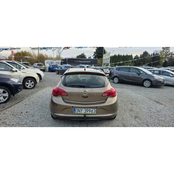 Opel Astra  Hatchback 2013,  1.4 benzyna+LPG - Na sprzedaż za 24 800 zł - Świdnica - zdjęcie 9
