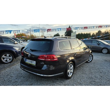 Volkswagen Passat  Kombi 2010,  1.4 benzyna, automat - Na sprzedaż za 25 900 zł - Świdnica - zdjęcie 12