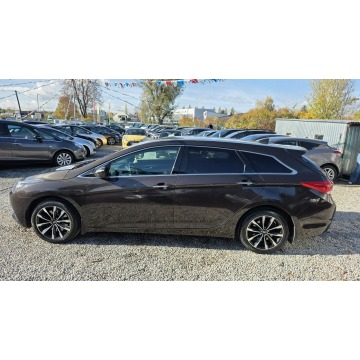 Hyundai i40  Kombi 2018,  1.7 diesel - Na sprzedaż za 47 900 zł - Świdnica - zdjęcie 11
