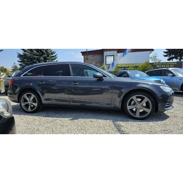 Audi A4  Kombi 2017,  2.0 diesel, automat - Na sprzedaż za 59 900 zł - Świdnica - zdjęcie 12