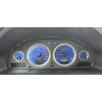 Volvo   SUV 2008,  2.4 diesel - Na sprzedaż za 29 900 zł - Świdnica - zdjęcie 10