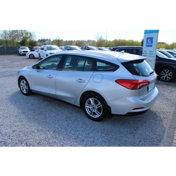 Ford Focus  Kombi 2021,  1.5 diesel - Na sprzedaż za 40 900 zł - Warszawa - zdjęcie 9