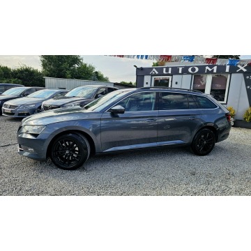 Skoda Superb  Kombi 2016,  2.0 diesel, automat - Na sprzedaż za 49 900 zł - Świdnica - zdjęcie 4