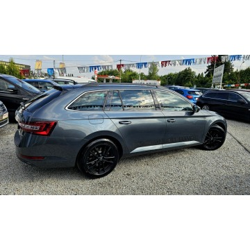 Skoda Superb  Kombi 2016,  2.0 diesel, automat - Na sprzedaż za 49 900 zł - Świdnica - zdjęcie 6