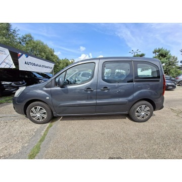 Citroen Berlingo  Kombi 2013,  1.6 benzyna - Na sprzedaż za 22 500 zł - Cieszyn - zdjęcie 8