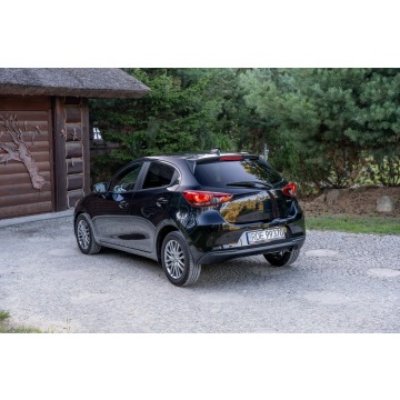 Mazda 2  Hatchback 2021,  1.5 benzyna - Na sprzedaż za 55 777 zł - Ropczyce - zdjęcie 2
