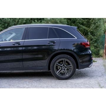 Mercedes - Benz GLC-klasa  SUV 2021,  2.0 diesel, automat - Na sprzedaż za 119 777 zł - Ropczyce - zdjęcie 9