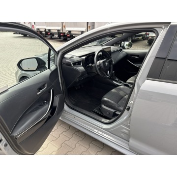 Toyota Corolla  Kombi 2022,  2.0 hybryda, automat - Na sprzedaż za 87 800 zł - Jawczyce - zdjęcie 11