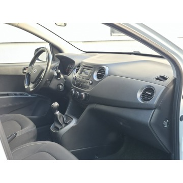 Hyundai i10  Hatchback 2016,  1.0 benzyna - Na sprzedaż za 21 900 zł - Piekoszów - zdjęcie 9