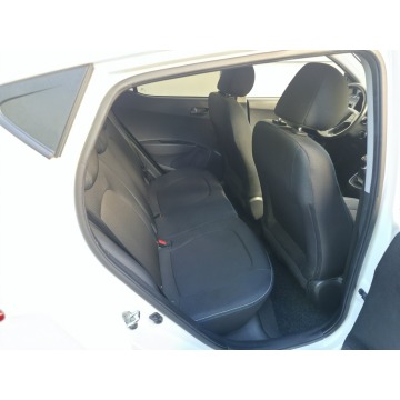 Hyundai i10  Hatchback 2016,  1.0 benzyna - Na sprzedaż za 21 900 zł - Piekoszów - zdjęcie 8