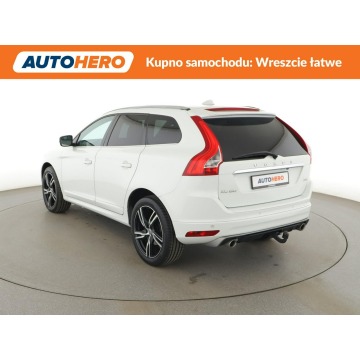 Volvo   SUV 2016,  2.0 diesel, automat - Na sprzedaż za 71 900 zł - Warszawa - zdjęcie 4