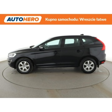 Volvo   SUV 2017,  2.0 diesel, automat - Na sprzedaż za 62 900 zł - Warszawa - zdjęcie 2