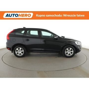 Volvo   SUV 2017,  2.0 diesel, automat - Na sprzedaż za 62 900 zł - Warszawa - zdjęcie 9