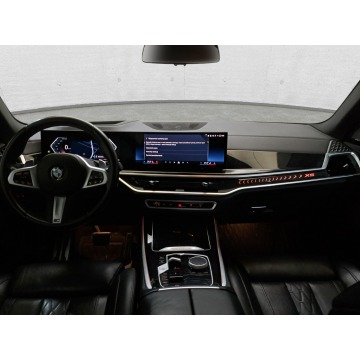 BMW X5  SUV 2023,  3.0 diesel, automat - Na sprzedaż za 249 075 zł - Komorniki - zdjęcie 9