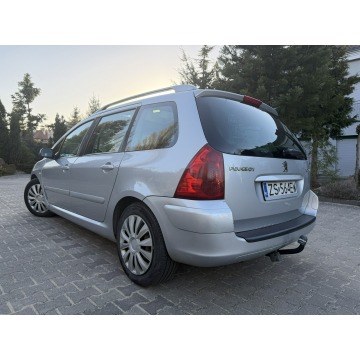 Peugeot 307  Kombi 2008,  1.6 diesel - Na sprzedaż za 9 000,00 zł - Szczecin - zdjęcie 4