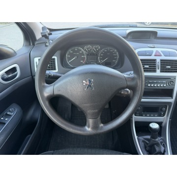 Peugeot 307  Kombi 2008,  1.6 diesel - Na sprzedaż za 9 000,00 zł - Szczecin - zdjęcie 9
