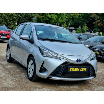 Toyota Yaris  Hatchback 2020,  1.5 hybryda, automat - Na sprzedaż za 47 900 zł - Szczecin - zdjęcie 3
