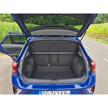 Volkswagen T-Roc  SUV 2022,  1.5 benzyna - Na sprzedaż za 64 999 zł - Pleszew - zdjęcie 12