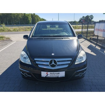 Mercedes - Benz B-klasa  Hatchback 2011,  1.5 benzyna - Na sprzedaż za 16 800 zł - Lipówki - zdjęcie 4