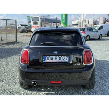 Mini Cooper  Hatchback 2020,  1.5 benzyna, automat - Na sprzedaż za 65 900 zł - Wrocław - zdjęcie 10