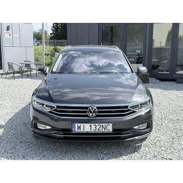 Volkswagen Passat  Kombi 2023,  2.0 diesel, automat - Na sprzedaż za 104 900 zł - Wrocław - zdjęcie 2