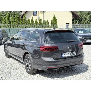 Volkswagen Passat  Kombi 2023,  2.0 diesel, automat - Na sprzedaż za 104 900 zł - Wrocław - zdjęcie 7