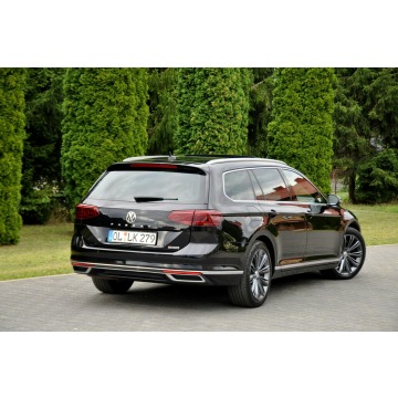 Volkswagen Passat  Kombi 2020,  2.0 diesel, automat - Na sprzedaż za 79 900 zł - Ostrów Mazowiecka - zdjęcie 7