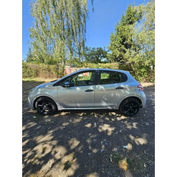 Peugeot 208  Hatchback 2013,  1.4 diesel - Na sprzedaż za 13 999 zł - Głogów - zdjęcie 4