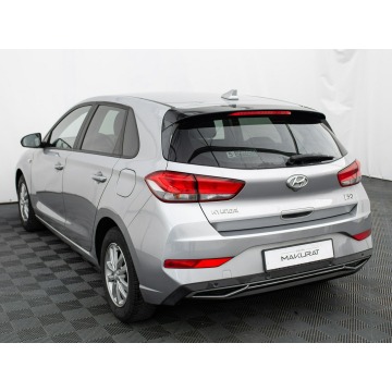 Hyundai i30  Hatchback 2022,  1.0 benzyna - Na sprzedaż za 48 850 zł - Gdynia - zdjęcie 4