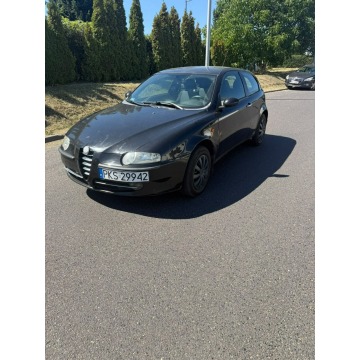 Alfa Romeo 147  Hatchback 2004,  1.6 benzyna+LPG - Na sprzedaż za 2 700,00 zł - Głogów - zdjęcie 3