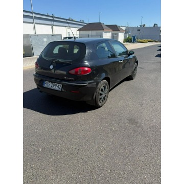 Alfa Romeo 147  Hatchback 2004,  1.6 benzyna+LPG - Na sprzedaż za 2 700,00 zł - Głogów - zdjęcie 6
