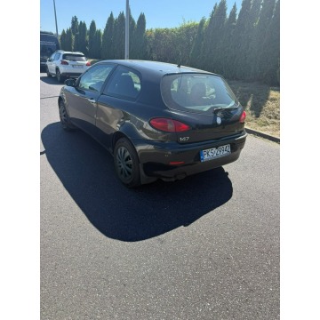 Alfa Romeo 147  Hatchback 2004,  1.6 benzyna+LPG - Na sprzedaż za 2 700,00 zł - Głogów - zdjęcie 8