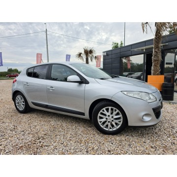 Renault Megane  Hatchback 2011,  2.0 benzyna+LPG, automat - Na sprzedaż za 15 999 zł - Nowe Sójki - zdjęcie 6