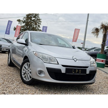 Renault Megane  Hatchback 2011,  2.0 benzyna+LPG, automat - Na sprzedaż za 15 999 zł - Nowe Sójki - zdjęcie 7