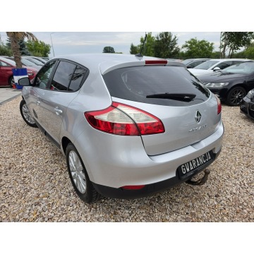Renault Megane  Hatchback 2011,  2.0 benzyna+LPG, automat - Na sprzedaż za 15 999 zł - Nowe Sójki - zdjęcie 10