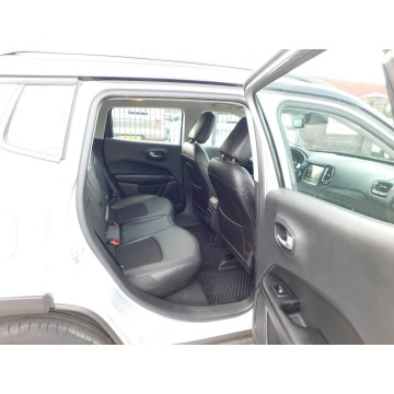 Jeep Compass  SUV 2021,  1.3 benzyna, automat - Na sprzedaż za 64 444 zł - Żyrardów - zdjęcie 10