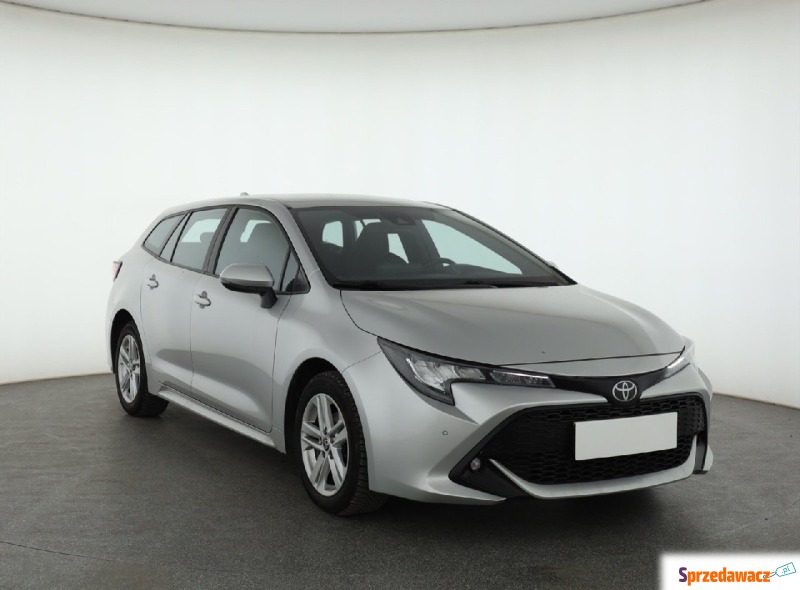 Toyota Corolla  Kombi 2021,  1.2 benzyna - Na sprzedaż za 41 999 zł - Ostrołęka