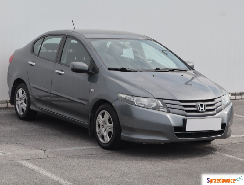 Honda City  Liftback 2010,  1.3 benzyna - Na sprzedaż za 15 999 zł - Lublin