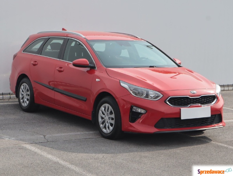 Kia Ceed  Kombi 2018,  1.6 diesel, automat - Na sprzedaż za 41 999 zł - Lublin