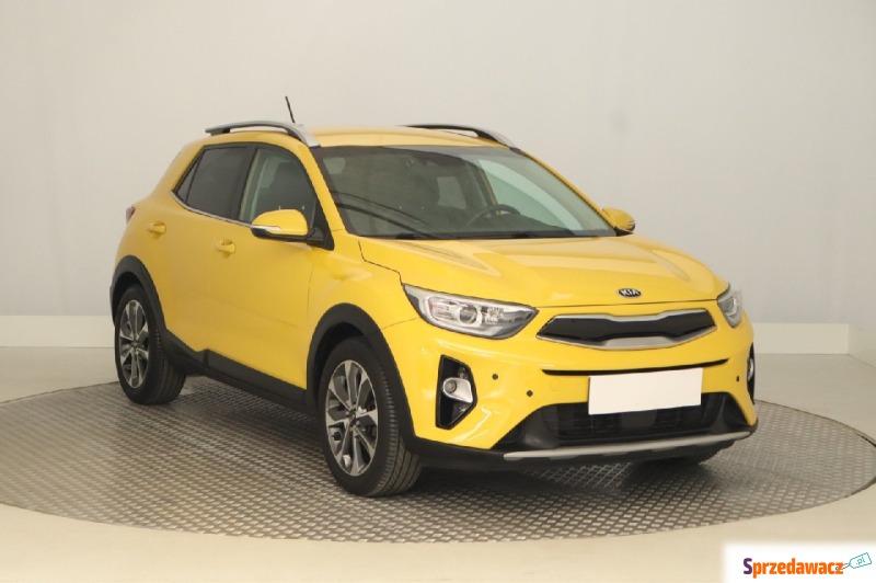 Kia Stonic  SUV 2018,  1.4 benzyna, automat - Na sprzedaż za 55 999 zł - Zabrze