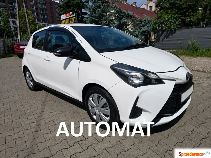 Toyota Yaris  Hatchback 2020,  1.5 benzyna, automat - Na sprzedaż za 18 900 zł - Warszawa
