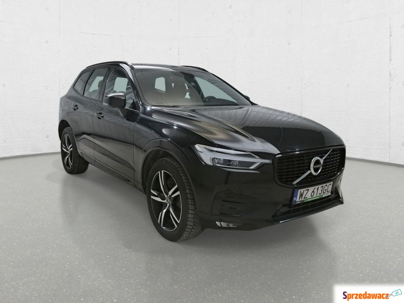 Volvo   SUV 2020,  2.0 benzyna, automat - Na sprzedaż za 107 625 zł - Komorniki